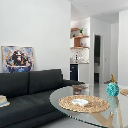 Podotas Group بيت ضيافة كاماراي