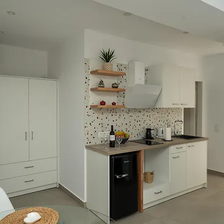 Pensjonat Podotas Group Kamárai