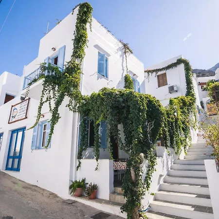 Casa de hóspedes Podotas Group Kamarai