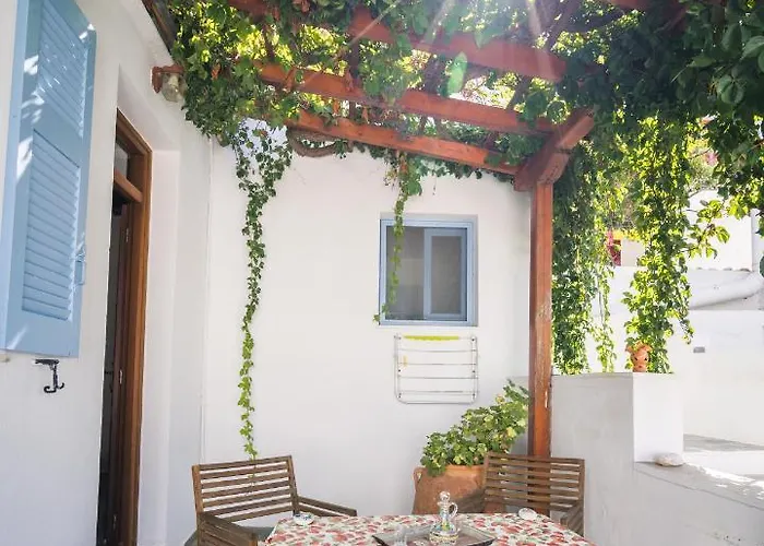 Πανσιόν Podotas Group