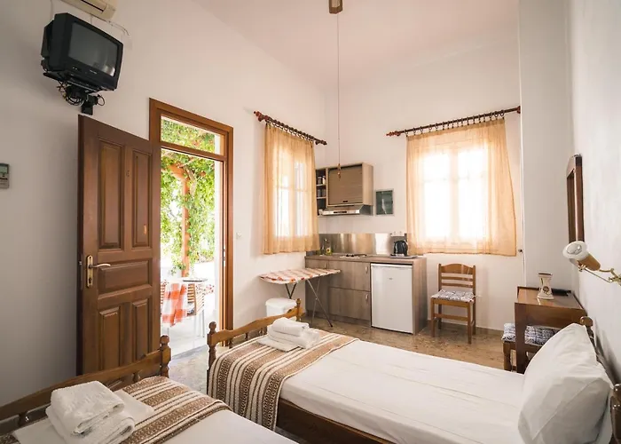 Podotas Group Πανσιόν Καμάρες