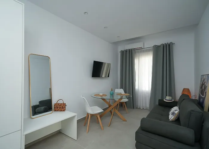 Πανσιόν Podotas Group 3*