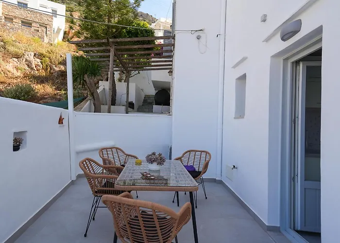 Πανσιόν Podotas Group Καμάρες